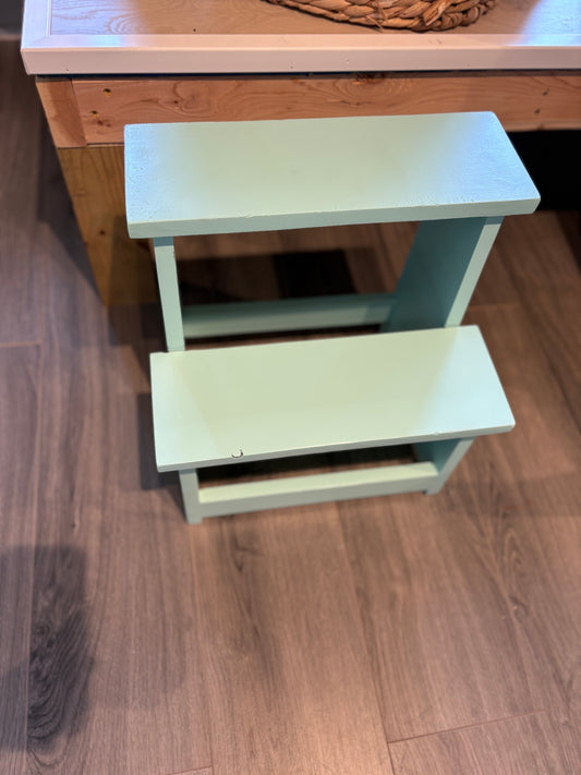 Heart of Waves Step Stool